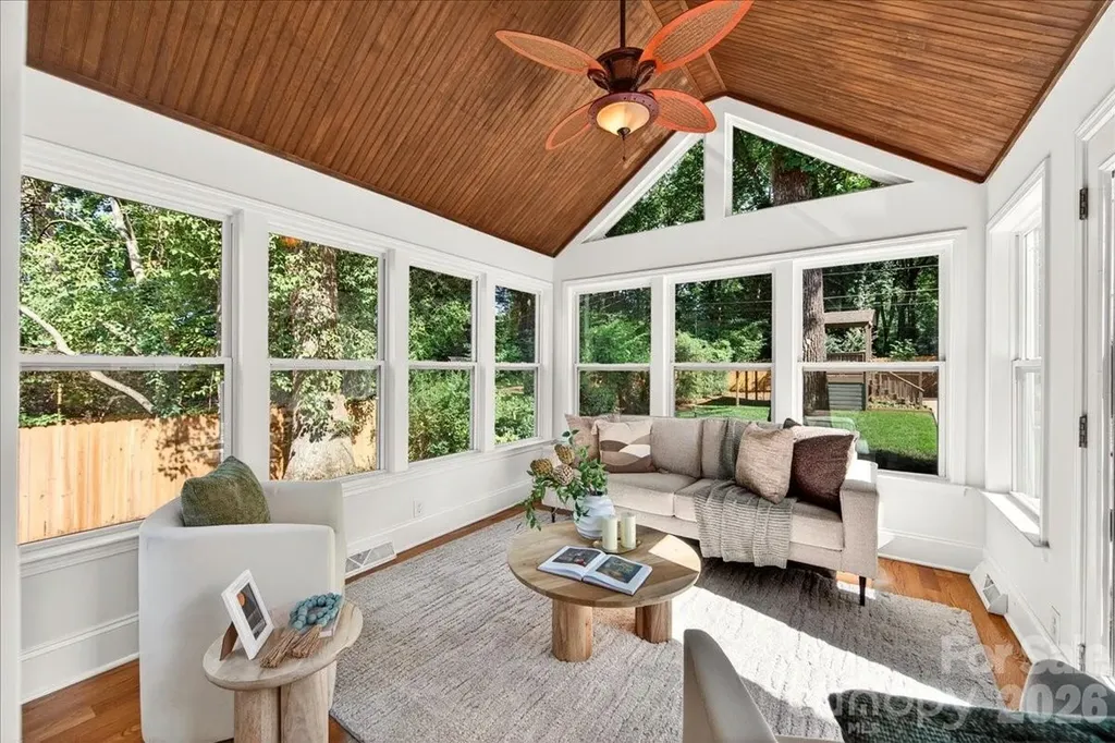 1333 Woodland Drive Charlotte NC 28205