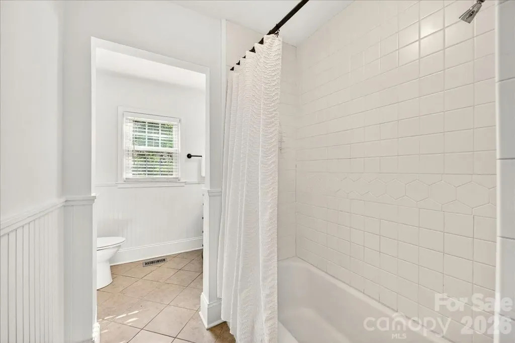 1333 Woodland Drive Charlotte NC 28205