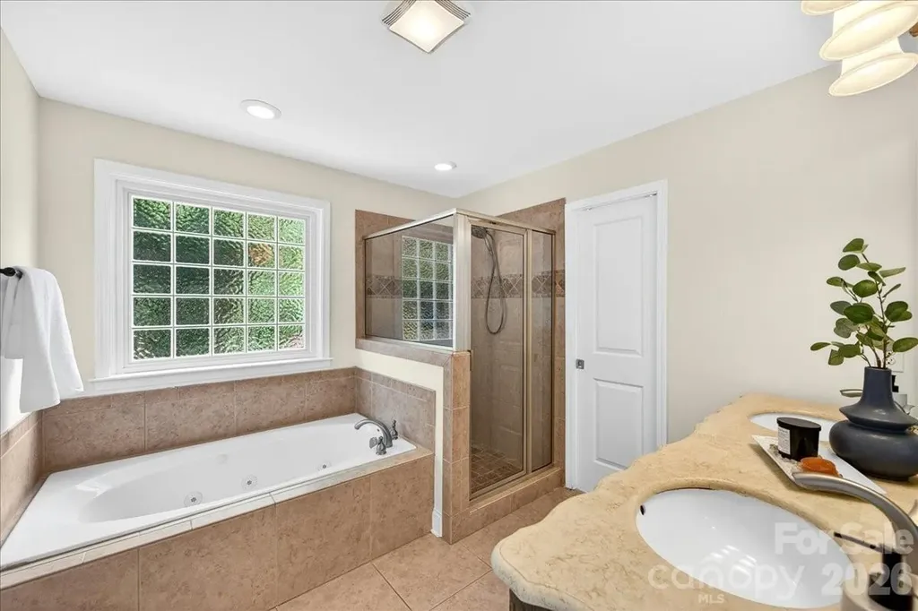 1333 Woodland Drive Charlotte NC 28205