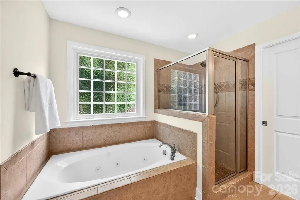 1333 Woodland Drive Charlotte NC 28205