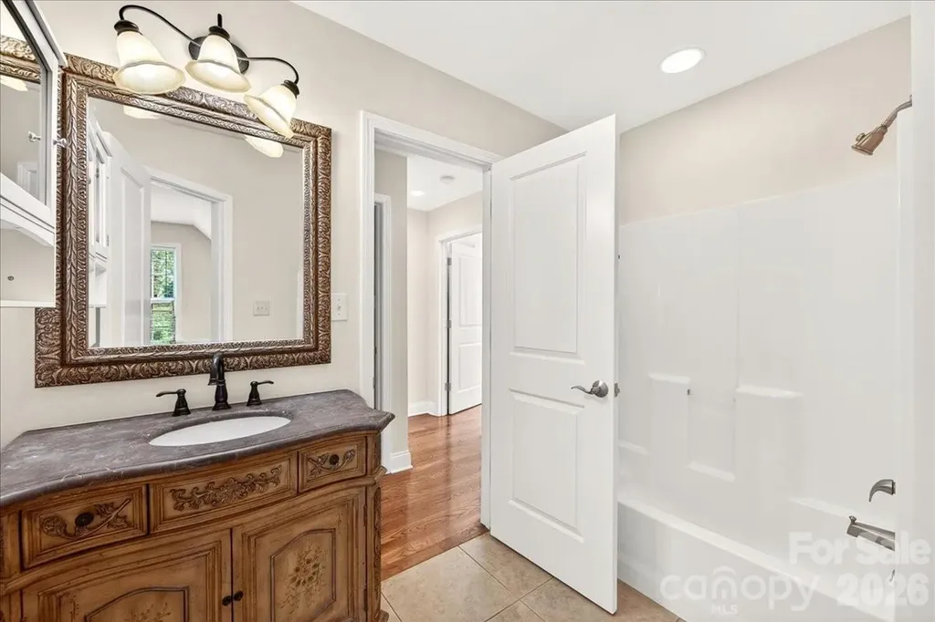 1333 Woodland Drive Charlotte NC 28205