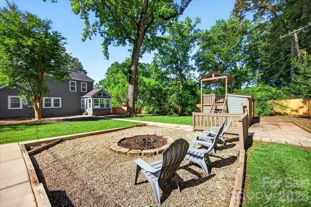 1333 Woodland Drive Charlotte NC 28205