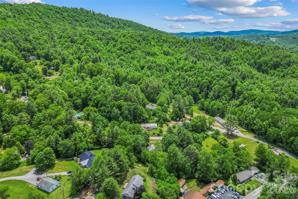 127 Stafford Road Spruce Pine NC 28777