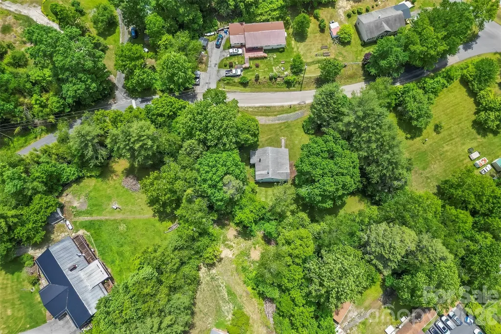 127 Stafford Road Spruce Pine NC 28777