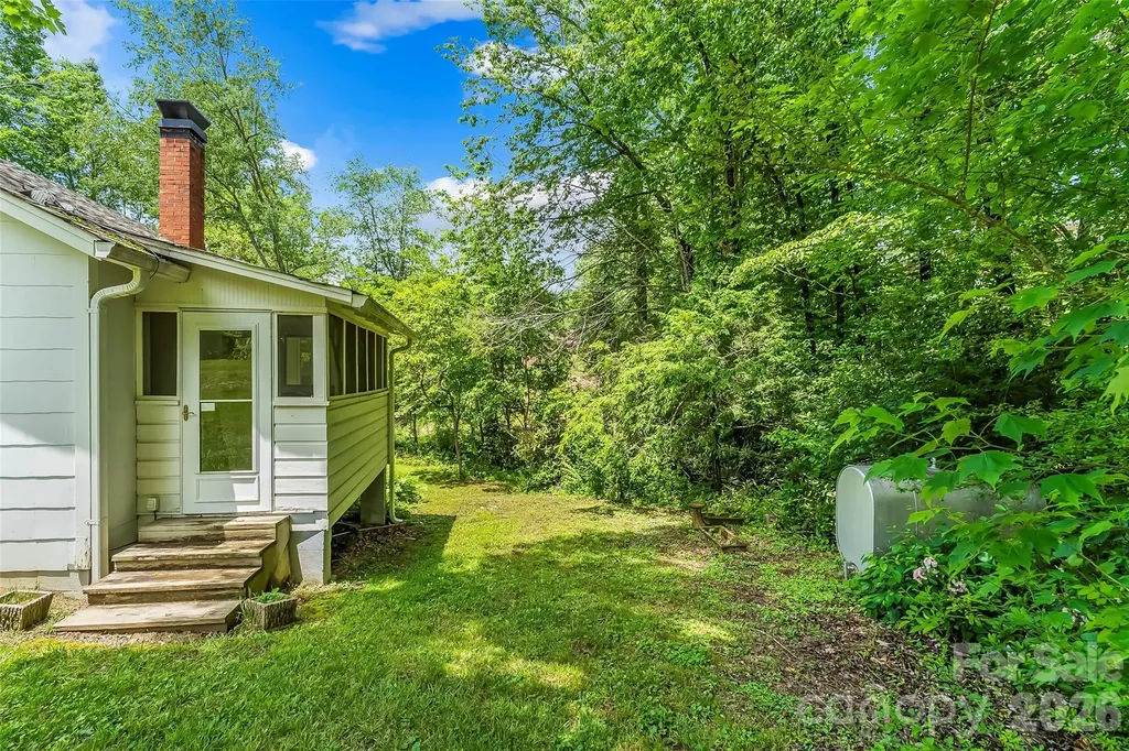 127 Stafford Road Spruce Pine NC 28777