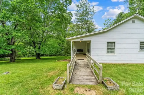 127 Stafford Road Spruce Pine NC 28777