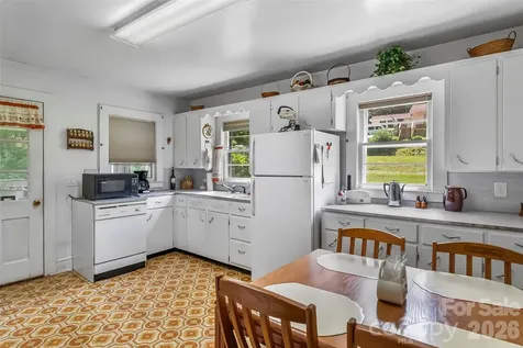 127 Stafford Road Spruce Pine NC 28777