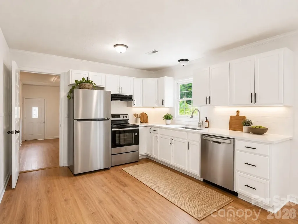 211 Lakeview Road Cherryville NC 28021