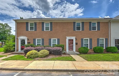 8333 Knights Bridge Road Charlotte NC 28210