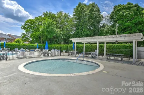 8333 Knights Bridge Road Charlotte NC 28210