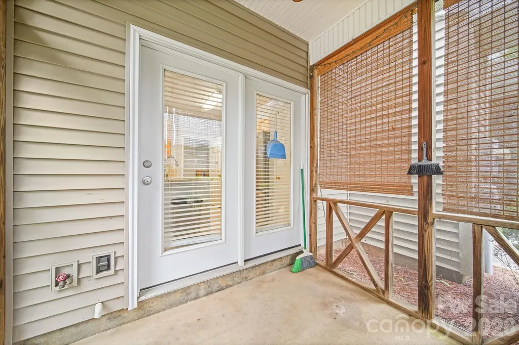 2422 Loch Stone Drive Gastonia NC 28054
