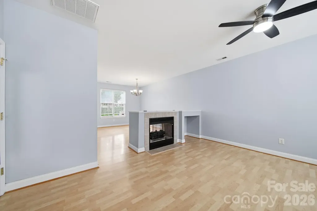 2422 Loch Stone Drive Gastonia NC 28054