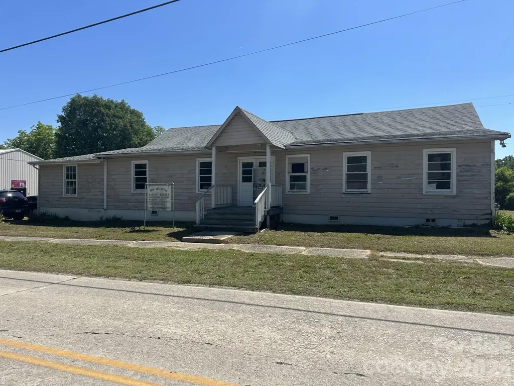706 Old North Main Street Clover SC 29710