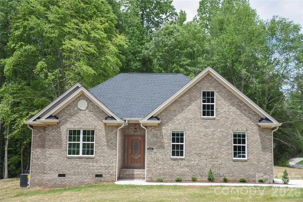 603 Toncin Avenue Bessemer City NC 28016