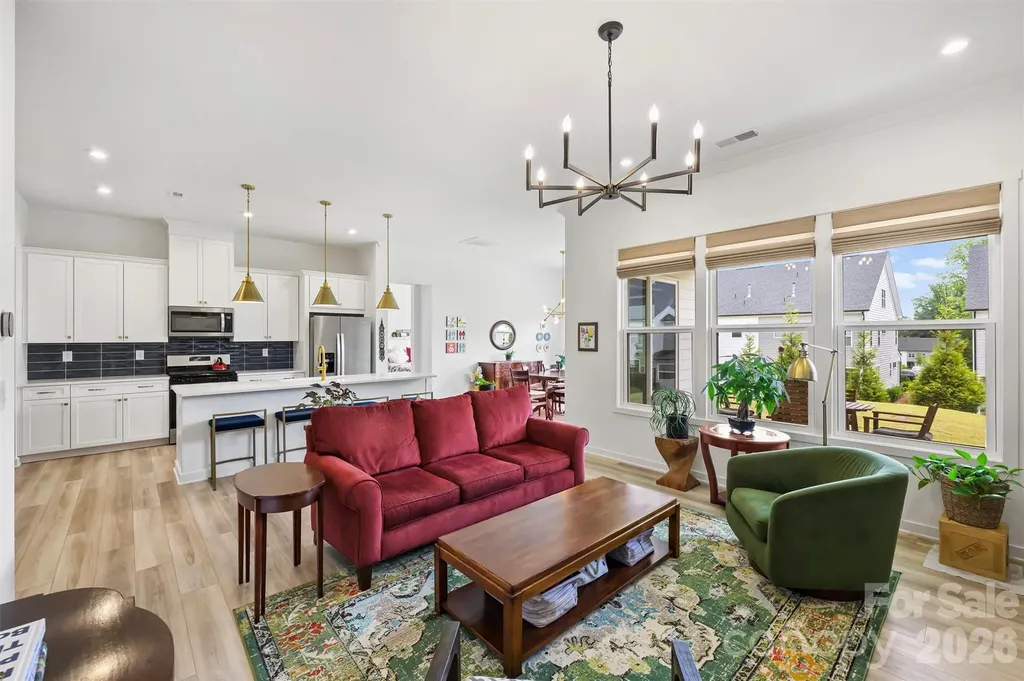 8044 Brookbank Drive Charlotte NC 28269