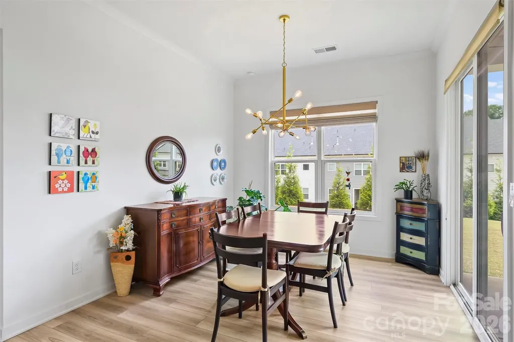 8044 Brookbank Drive Charlotte NC 28269