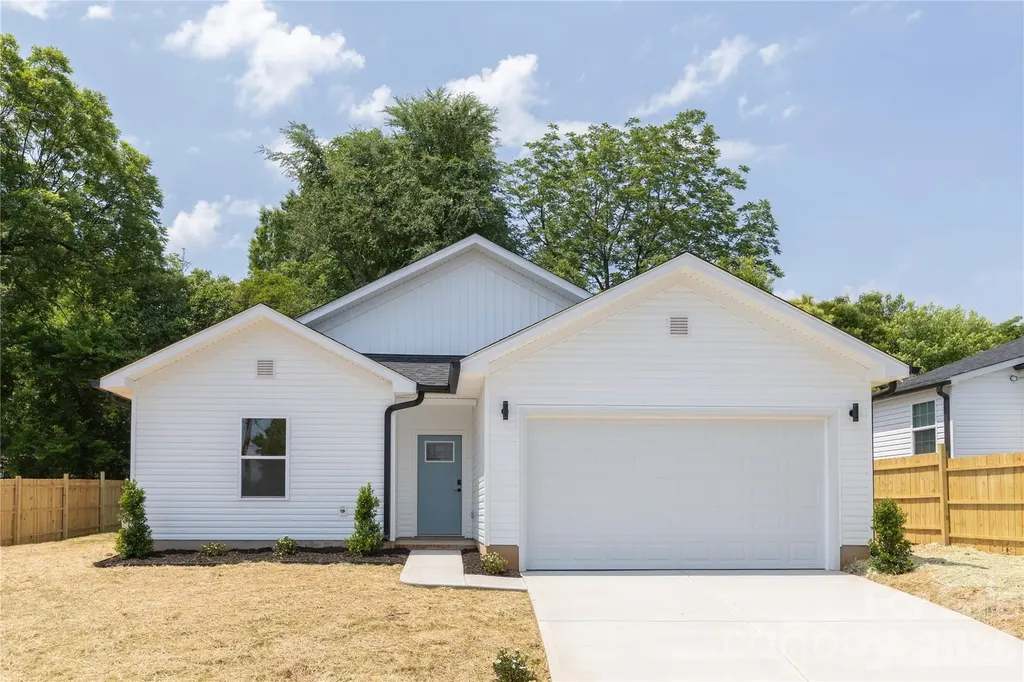 221 Anne Street NW Concord NC 28025