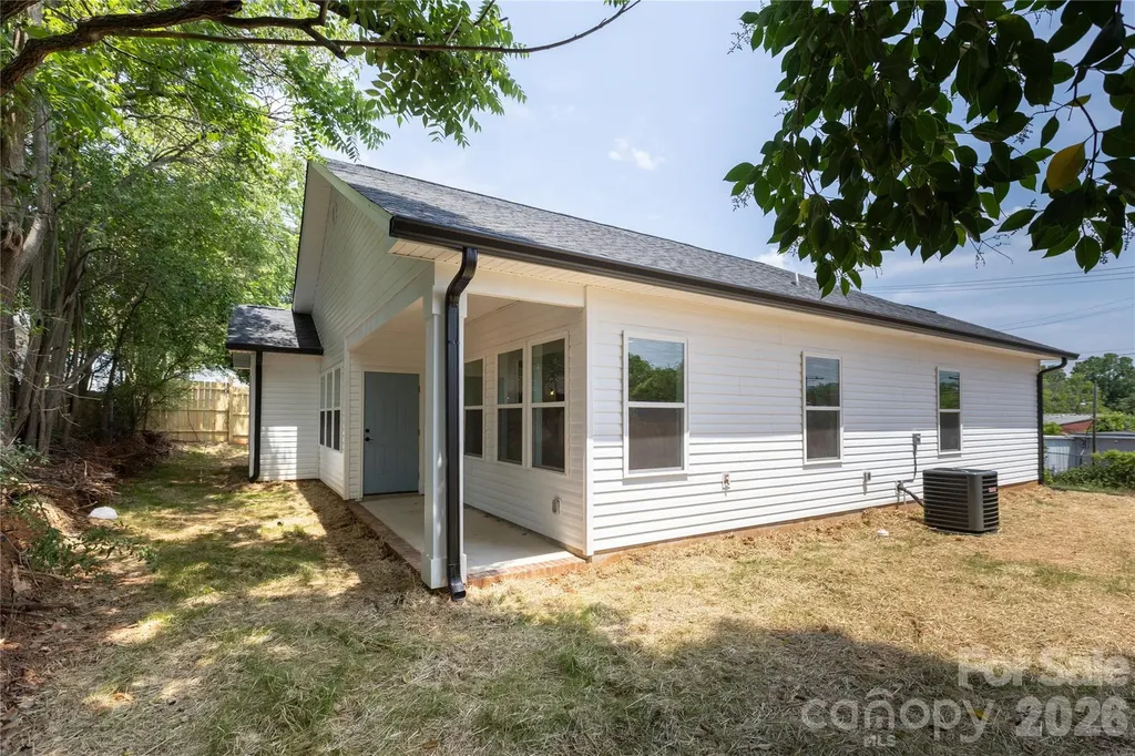 221 Anne Street NW Concord NC 28025