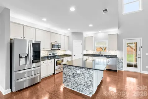 181 Alligator Drive Fletcher NC 28732