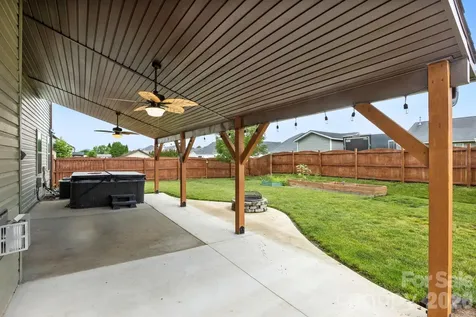 181 Alligator Drive Fletcher NC 28732