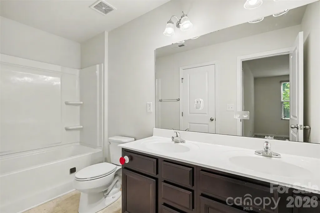 1602 Joseph Hewes Court Charlotte NC 28212