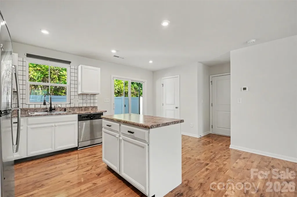1602 Joseph Hewes Court Charlotte NC 28212