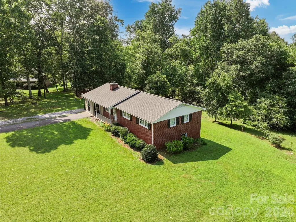 156 Eskimo Drive Bostic NC 28018