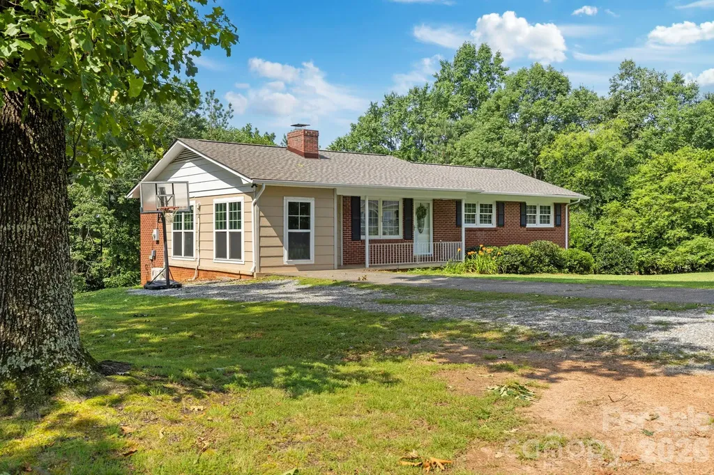 156 Eskimo Drive Bostic NC 28018