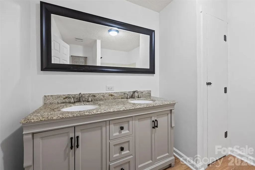 604 Mauney Avenue Kings Mountain NC 28086