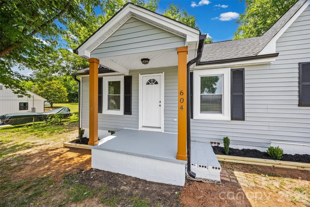 604 Mauney Avenue Kings Mountain NC 28086