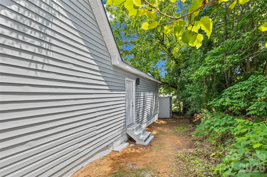 604 Mauney Avenue Kings Mountain NC 28086