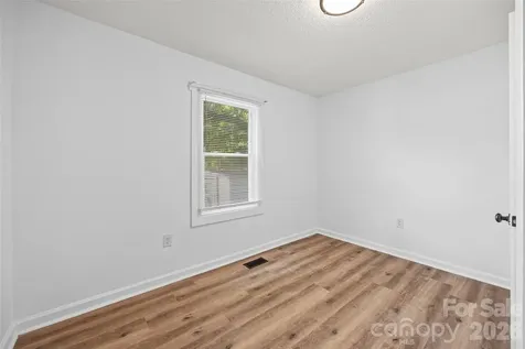 604 Mauney Avenue Kings Mountain NC 28086