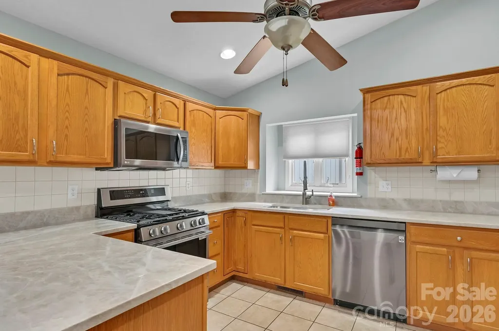 434 Kyfields Weaverville NC 28787