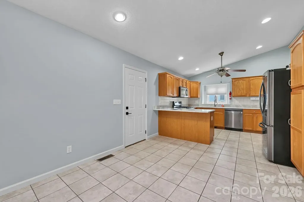 434 Kyfields Weaverville NC 28787