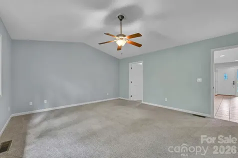 434 Kyfields Weaverville NC 28787