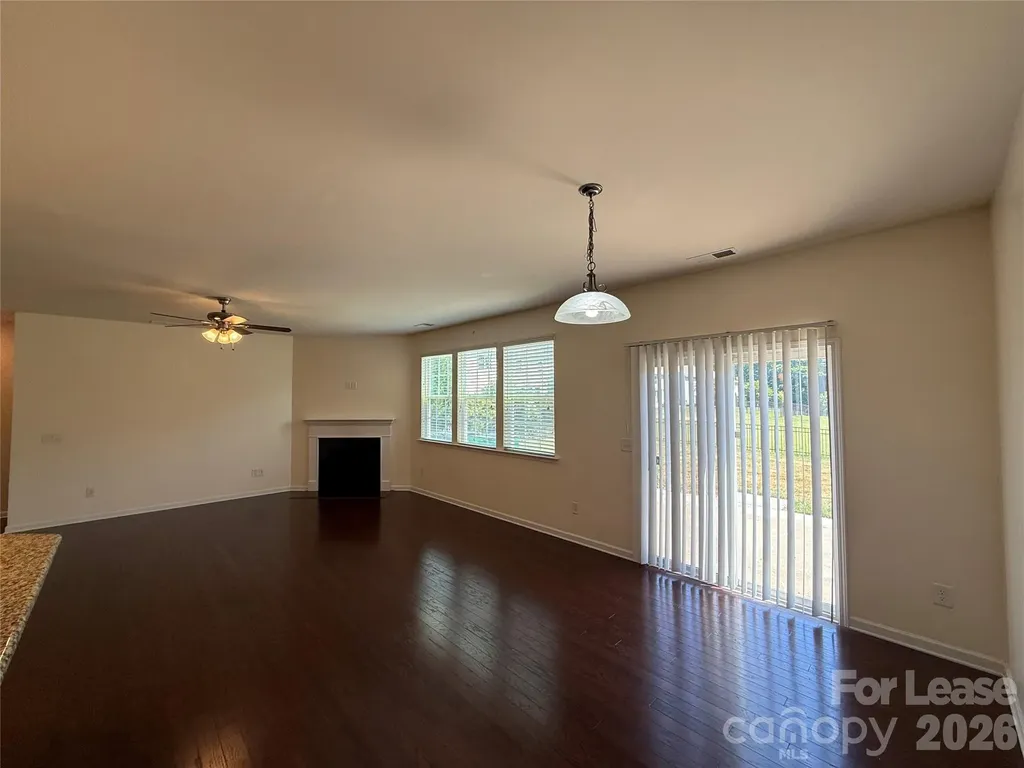 6911 Agnew Drive Charlotte NC 28273