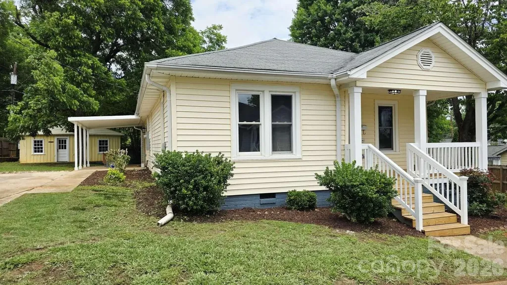 428 15th Street Cramerton NC 28032