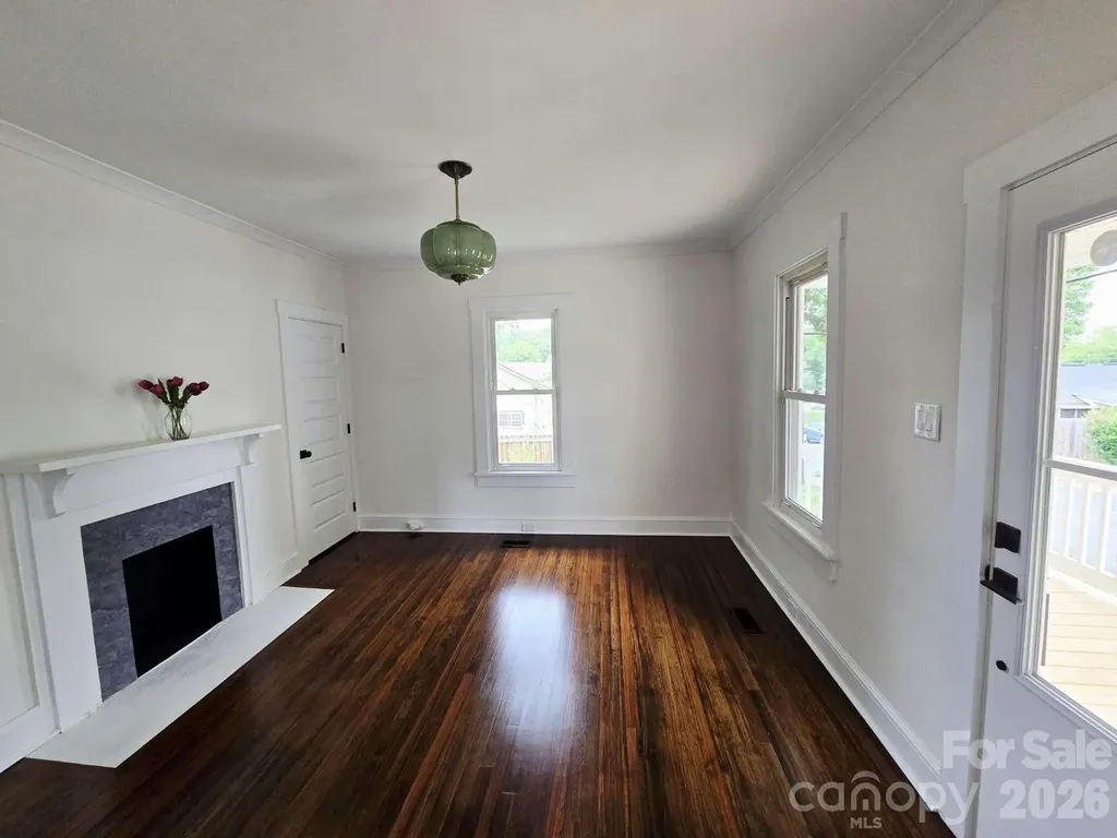 428 15th Street Cramerton NC 28032