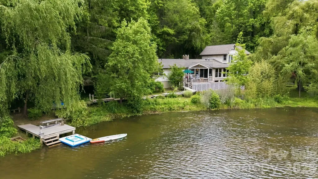 11 Echo Lake Drive Fairview NC 28730
