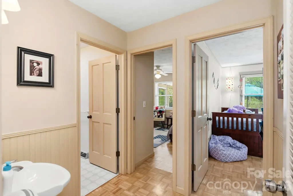 11 Echo Lake Drive Fairview NC 28730