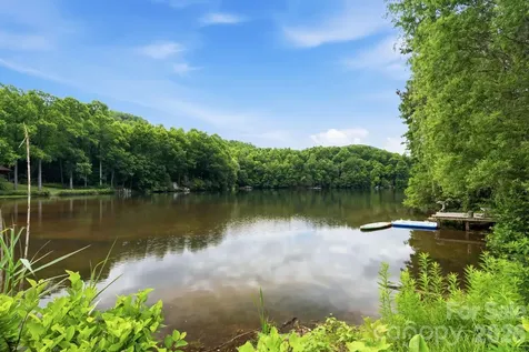 11 Echo Lake Drive Fairview NC 28730