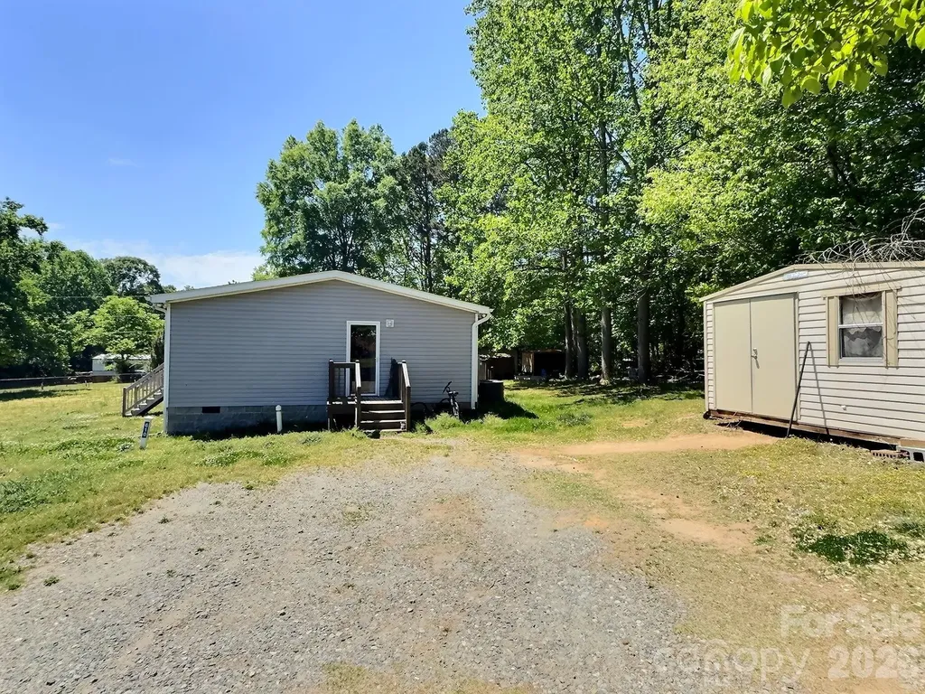 610 Deal Street S Landis NC 28088