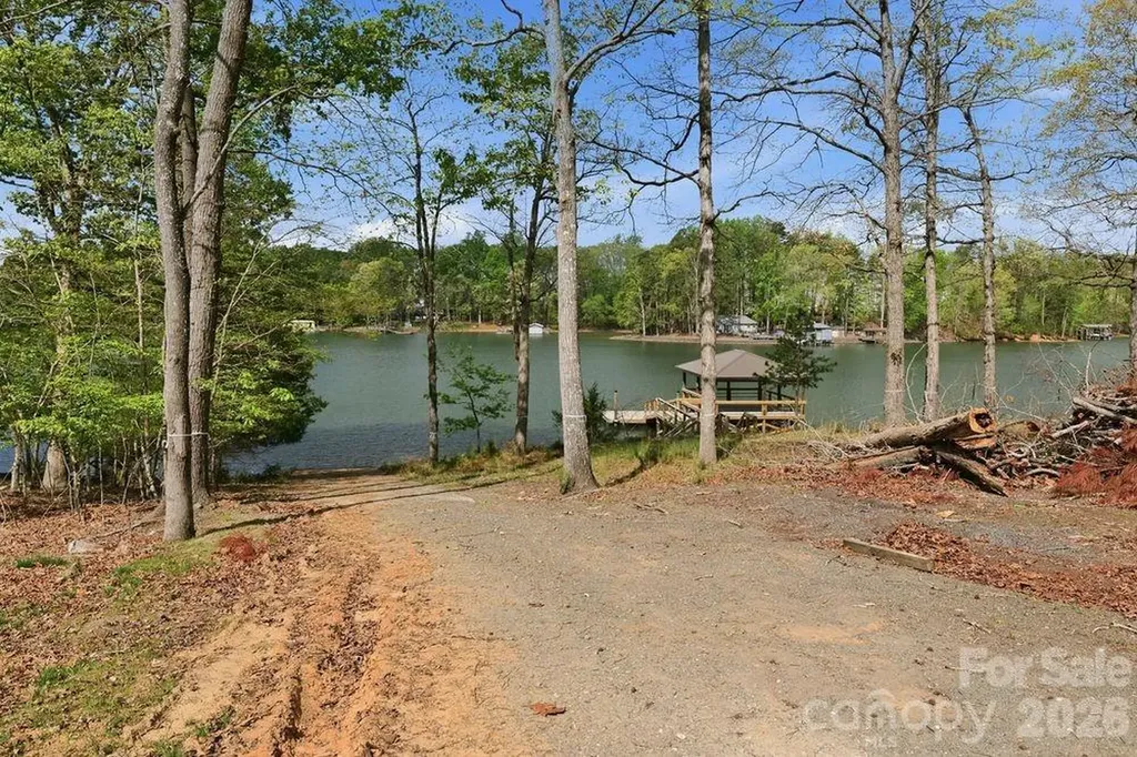 18230 Torchbearer Lane Charlotte NC 28278