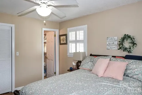 167 Speas Avenue Boonville NC 27011