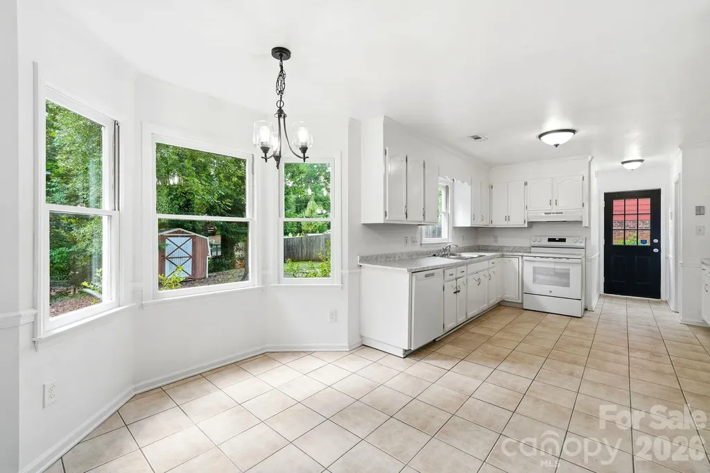 2819 Royal Ridge Lane Charlotte NC 28212