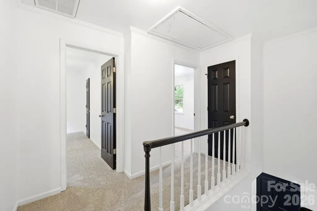 2819 Royal Ridge Lane Charlotte NC 28212