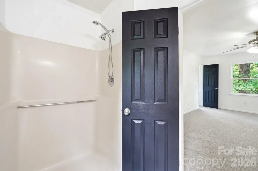 2819 Royal Ridge Lane Charlotte NC 28212