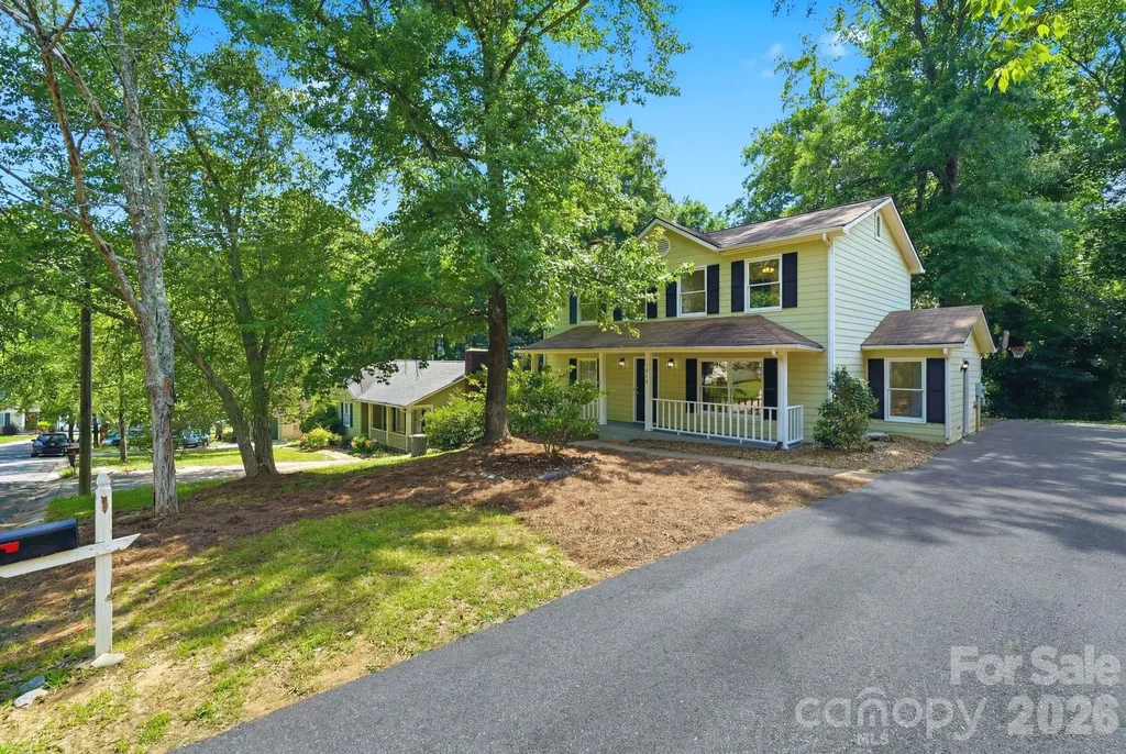 2819 Royal Ridge Lane Charlotte NC 28212