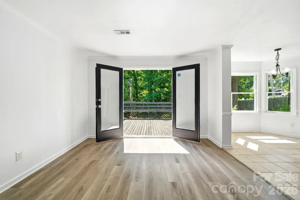 2819 Royal Ridge Lane Charlotte NC 28212
