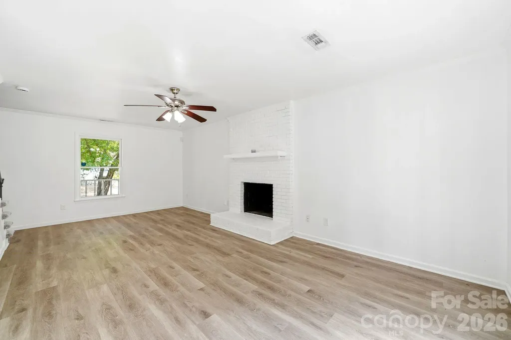 2819 Royal Ridge Lane Charlotte NC 28212